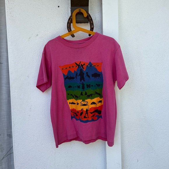 Patagonia Tops - Rare Vintage 1993 Women's Patagonia "Endangered Animals" T- Shirt (Small)